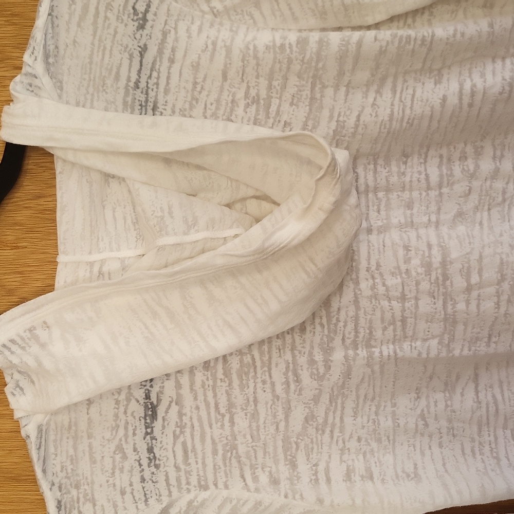 Champion White Hooded Long Sleeve Top Sheer Cover Up Top. Medium - Picture 13 of 15